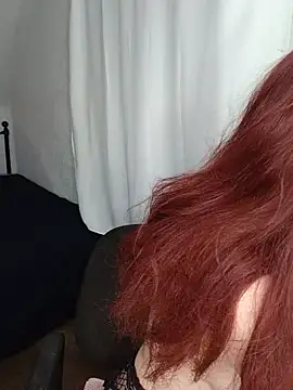 Aromaloveqq webcam