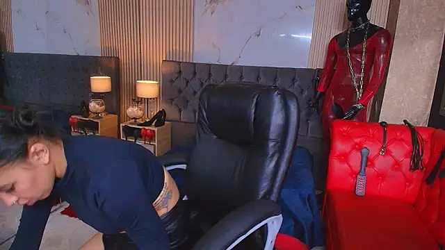 ZafiraVelvet webcam