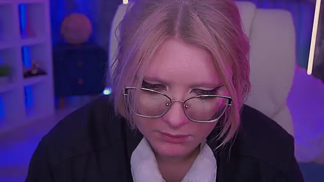 CoolTatis live sex cam