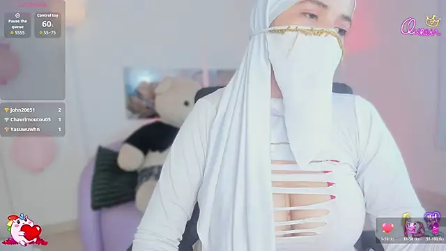 salma_isawwii (F young) - Show pretty boobs