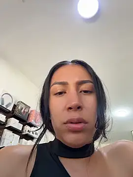 pregnant_sofii18 (F young) - show delicius my tits and rub nipples