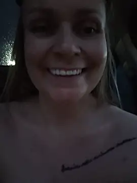 Bondgirl_013