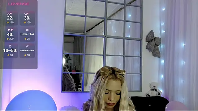 SarahRaynex webcam