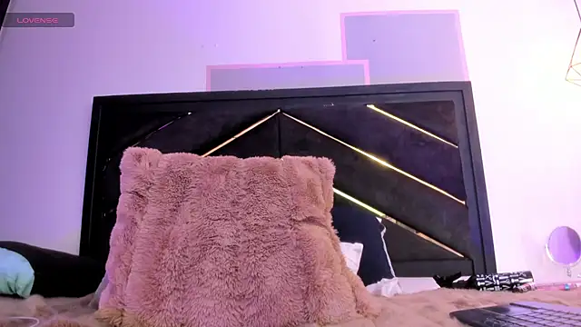 april_jones05 webcam