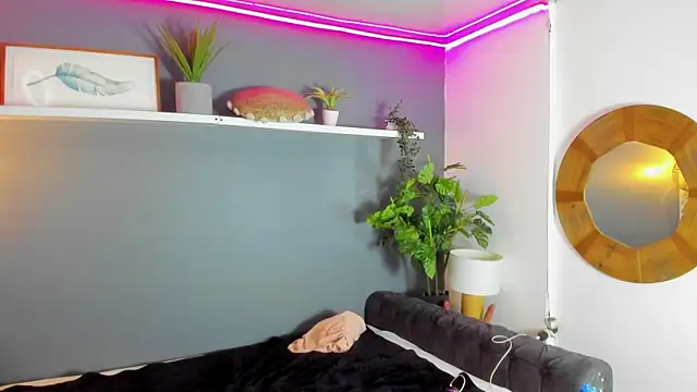 Kira_Exe_ webcam
