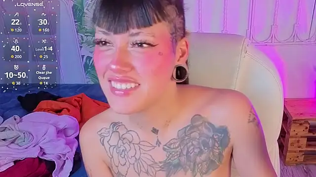 _sharlotte777 webcam