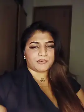 Sanaya_Gil webcam