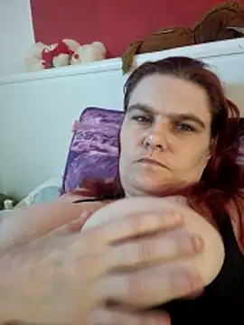 ReadHeardWifee webcam