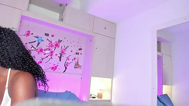 TaylorBloom webcam