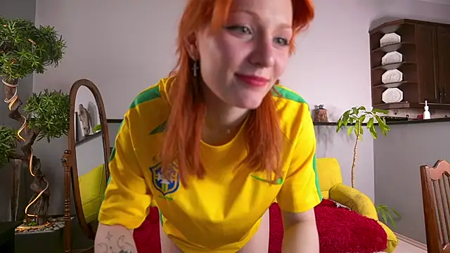 sunnyadrid (F teen) - ice on neck
