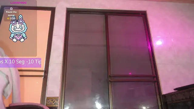 Sally23_ webcam