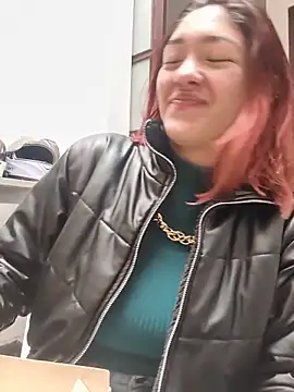 Victoria_Beaumont webcam