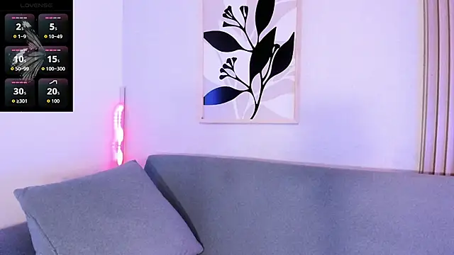 hannahskies (F teen) - Play with my pussy with your dick