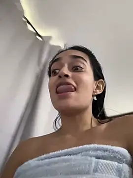 leilani_X webcam