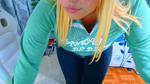 brithany_smiith_ webcam