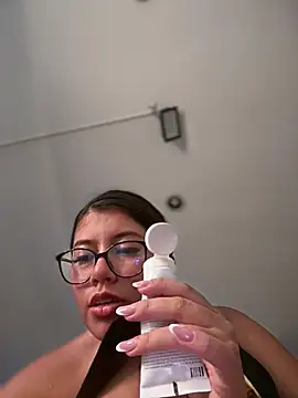 sara_calderon webcam