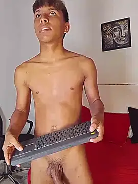 tyler_twink_boy webcam