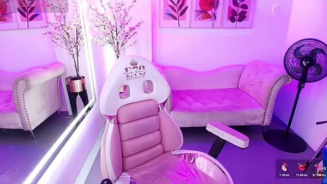 Chloe_meoww webcam