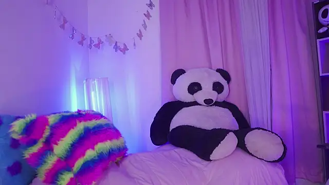 nahomy_2308 webcam