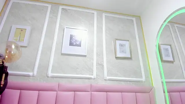 sofie_rouge webcam