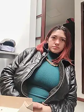Victoria_Beaumont webcam