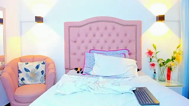 paulynavera - Paulynavera's free webcam