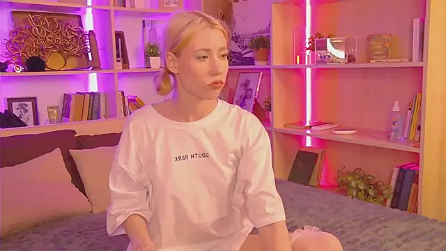 Lola_Gilbert webcam