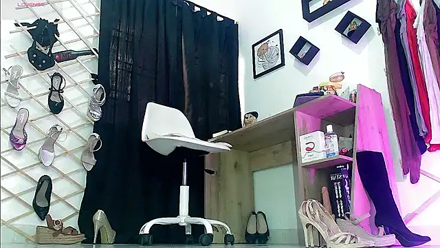 myla_sarah webcam