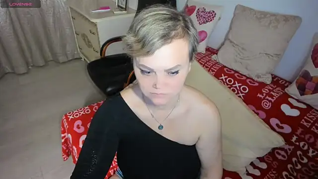 MildMature webcam