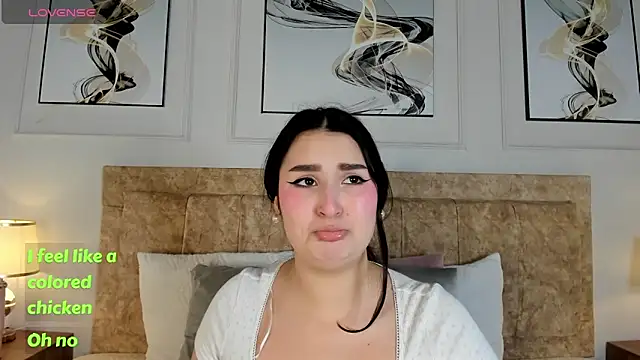 zoe_moon__ webcam