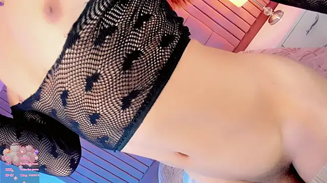Camille_deluxe webcam