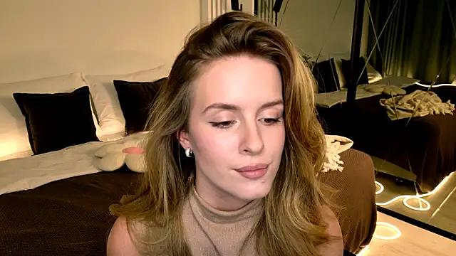 RozzitaBedberry webcam
