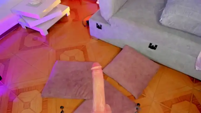 Amelie_Wine webcam