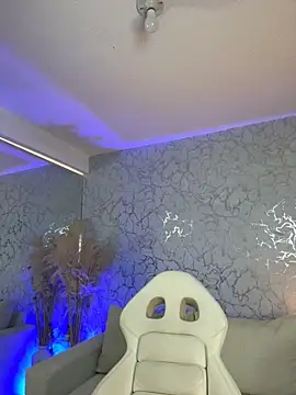Yelena_Miller1 webcam