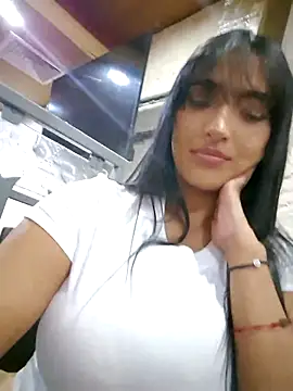 SaharQamar webcam