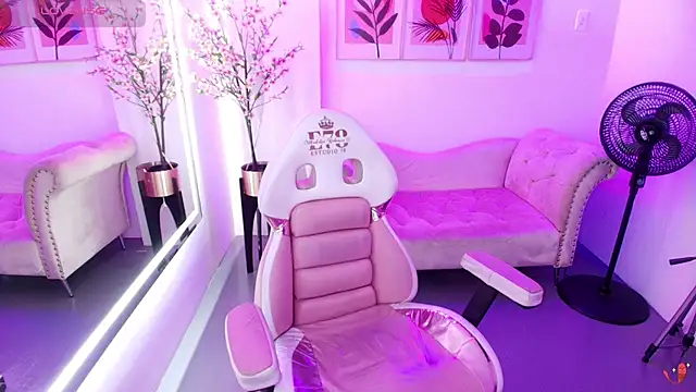 chloe_meoww - Chloe_meoww's free webcam - UK Sex Cams