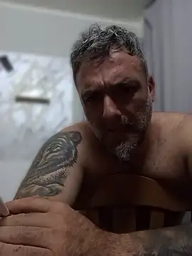 wifesfuckerpu webcam