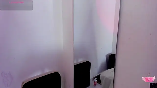 Viioleett_cum webcam