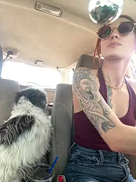 ThornsandHoney webcam