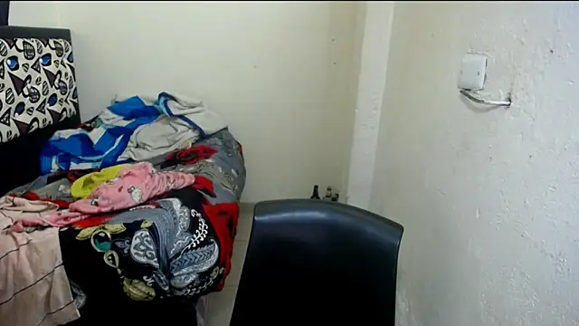 shopyymessyy - Shopyymessyy's free webcam - UK Sex Cams