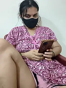 heartlessgirl - HeartlessGirl's free webcam - UK Sex Cams