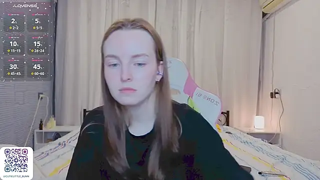 bae_cake_ webcam