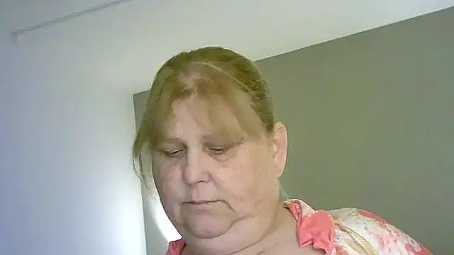 sylviastar46 (Ask my age) - Kies 1 ding uit fooimenu