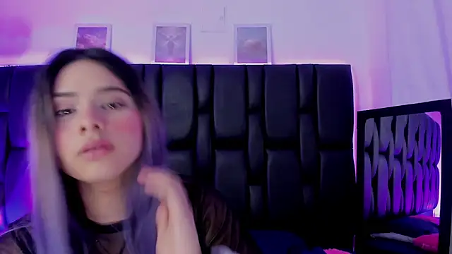 Sharon_Storm webcam