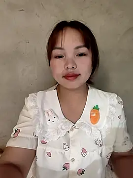 Mina_xYx webcam