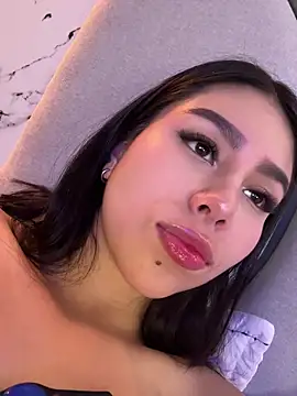 Helena_Whaite webcam
