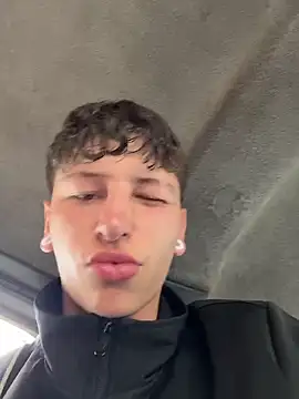 ARON_LUXX
