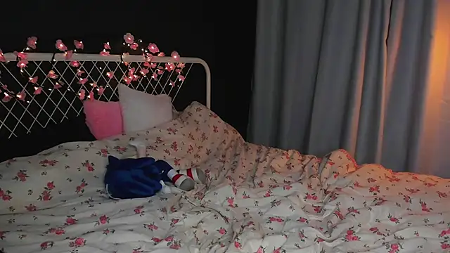  lizaa_breeze chat room
