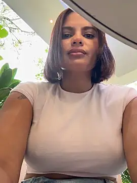 Irina_Velvett webcam