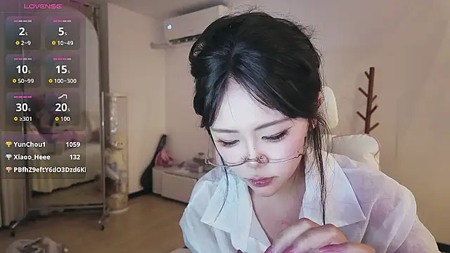 Jolie-22 webcam